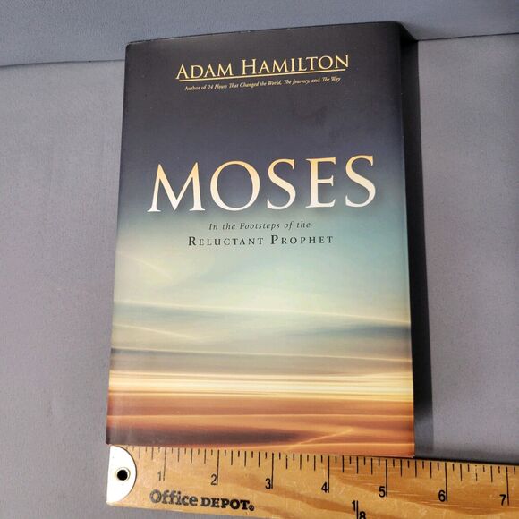 Moses In the Footsteps of the Reluctant Prophet Book by Adam Hamilton 2017 HC - Picture 9 of 14